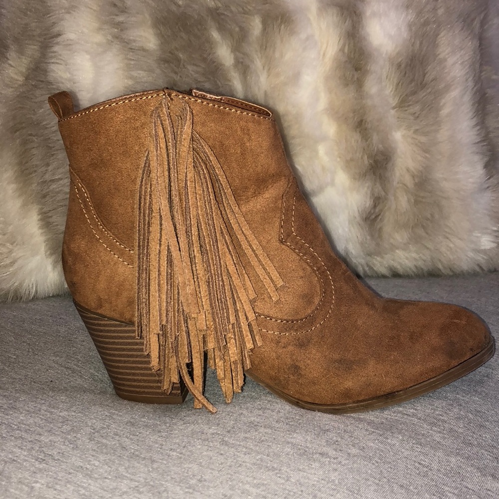 Express Women’s Ankle Bootie